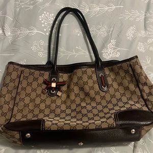 Gucci purse